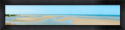 Framed Beach and Coral Sea along Captain Cook Highway, Mowbray, Queensland, Australia Print