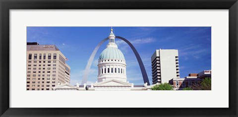 Framed Government building surrounded by Gateway Arch, Old Courthouse, St. Louis, Missouri, USA Print