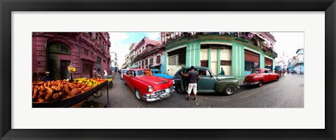 Framed 360 degree view of old cars and fruit stand on a street, Havana, Cuba Print