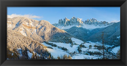 Framed Snowy valley in winter, St. Magdalena, Geisler Spitzen, Val di Funes, Dolomites, Trentino-Alto Adige, South Tyrol, Italy Print