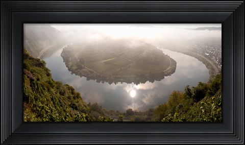 Framed High angle view of Mosel River, Bremm, Cochem-Zell, Rhineland-Palatinate, Germany Print