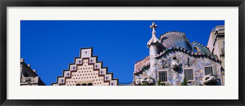 Framed Low angle view of a building, Casa Batllo, Passeig De Gracia, Barcelona, Catalonia, Spain Print