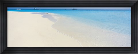 Framed Laguna Maldives Print