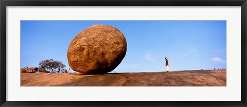 Framed Low angle view of a sacred rock, Krishna&#39;s Butterball, Mahabalipuram, Tamil Nadu, India Print