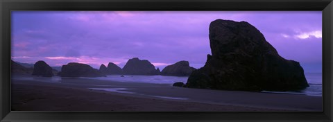 Framed Silhouette of rock formations in the sea against a pink sky, Myers Creek Beach, Oregon Print