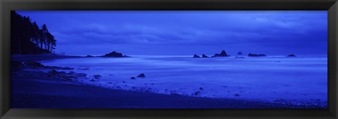 Framed Surf on the beach, Ruby Beach, Olympic National Park, Olympic Peninsula, Washington State, USA Print