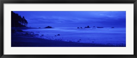 Framed Surf on the beach, Ruby Beach, Olympic National Park, Olympic Peninsula, Washington State, USA Print