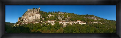 Framed Low angle view of a town on a hill, Rocamadour, Canyon De l&#39;Alzou, Lot, Midi-Pyrenees, France Print