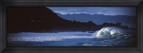 Framed Waves in the Pacific ocean, Waimea, Oahu, Hawaii, USA Print