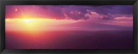 Framed Sunset over the pacific ocean, Hawaii Print