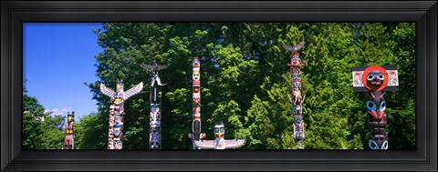 Framed Totem poles in a a park, Stanley Park, Vancouver, British Columbia, Canada Print