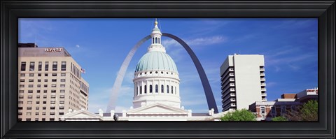 Framed Government building surrounded by Gateway Arch, Old Courthouse, St. Louis, Missouri, USA Print