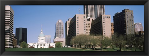 Framed Government building in a city, Old Courthouse, St. Louis, Missouri Print