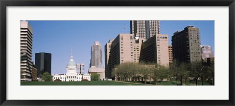 Framed Government building in a city, Old Courthouse, St. Louis, Missouri Print