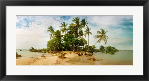 Framed Palm Trees in Morro De Sao Paulo, Brazil Print
