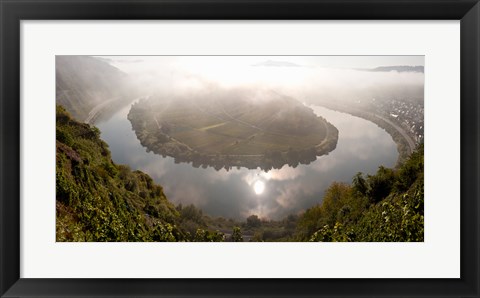 Framed High angle view of Mosel River, Bremm, Cochem-Zell, Rhineland-Palatinate, Germany Print