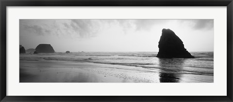 Framed Silhouette of rocks on the beach, Fort Bragg, Mendocino, California (black and white) Print