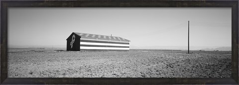 Framed Flag Barn on Highway 41, Fresno, California (black &amp; white) Print