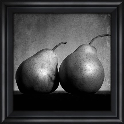 Framed Coqueteo Peras Print