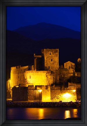 Framed Castle at the waterfront, Chateau Royal, Collioure, Vermillion Coast, Pyrennes-Orientales, Languedoc-Roussillon, France Print