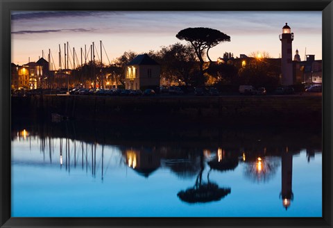 Framed La Rochelle Port Lighthouse, Charente-Maritime, Poitou-Charentes, France Print