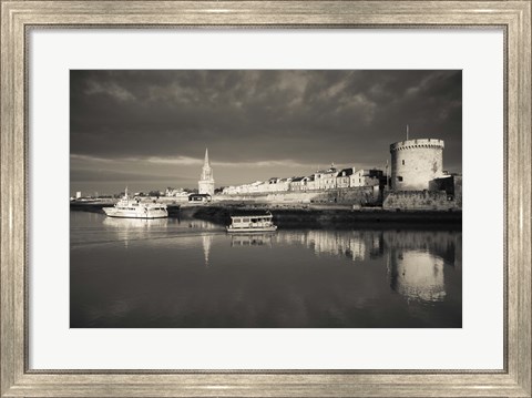 Framed Tour de la Lanterne, La Rochelle, Charente-Maritime, Poitou-Charentes, France (black and white) Print