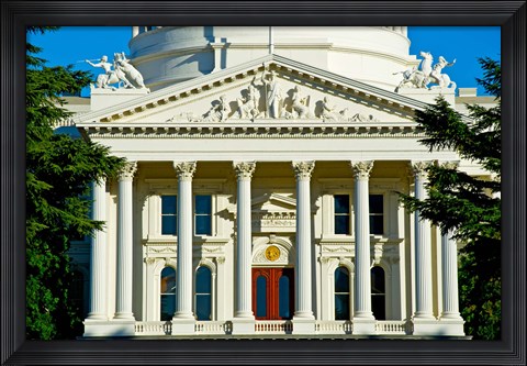 Framed Facade of the California State Capitol, Sacramento, California Print