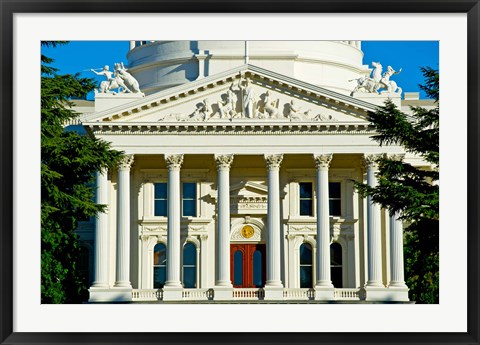 Framed Facade of the California State Capitol, Sacramento, California Print