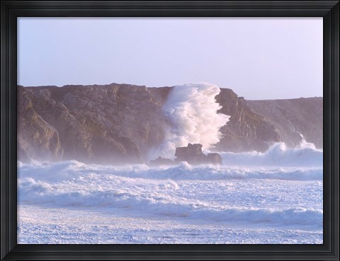 Framed Waves crashing on the coast, Pointe De Pen-Hir, Camaret-Sur-Mer, Finistere, Brittany, France Print