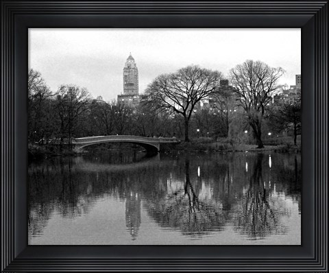 Framed NYC Skyline V Print