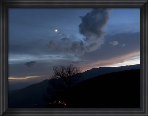 Framed Moon and Venus conjunction above the village of Gazorkhan, Iran Print