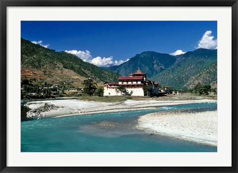 Framed Bhutan, Punaka, Mo Chhu, Punaka Dzong, Monastery Print