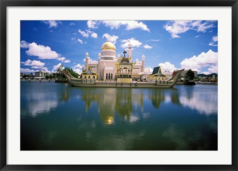 Framed Brunei, Sultan Omar Ali Saifuddin Mosque Print