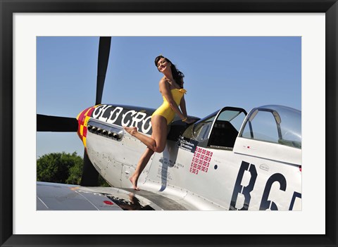 Framed Beautiful 1940&#39;s style pin-up girl posing with a P-51 Mustang Print