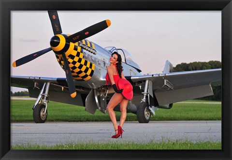 Framed Sexy 1940&#39;s style pin-up girl posing with a P-51 Mustang Print