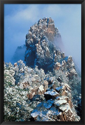 Framed Landscape of Mt Huangshan (Yellow Mountain), China Print