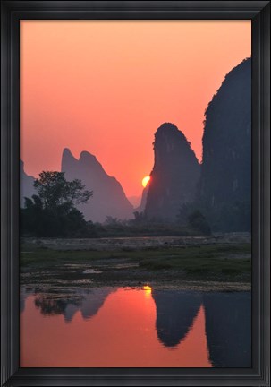 Framed Karst Hills Along the River Bank, Li River, Yangshuo, Guangxi, China Print