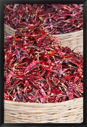 Framed Red peppers at local produce market, Bumthang, Bhutan Print