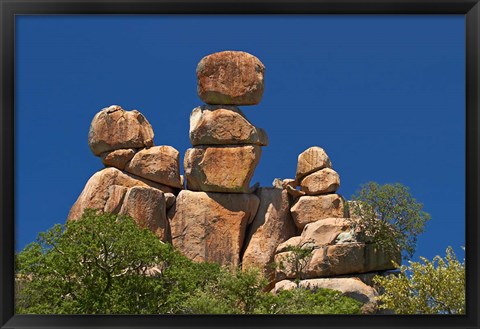 Framed Mother and Child rock formation, Matobo NP, Zimbabwe, Africa Print