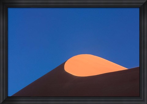 Framed Sossosvlei Dune Ridge, Namib-Naukluff Park, Namibia Print