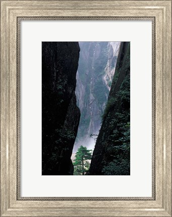 Framed Sheer Cliffs on Mt Huangshan (Yellow Mountain), China Print