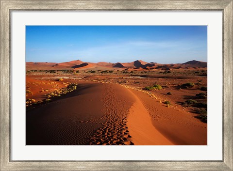 Framed Sand dune, near Sossusvlei, Namib-Naukluft NP, Namibia, Africa. Print