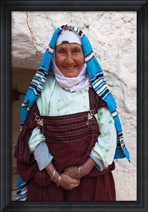 Framed Tunisia, Ksour Area, Matmata, older Berber woman Print