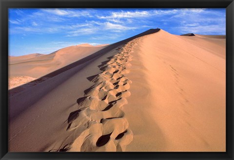 Framed China, Dunhuang, Desert winds, Footprints Print