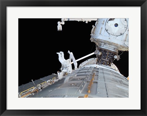 Framed STS-124 Mission Specialist, Participates in the Mission&#39;s First Scheduled Maintenance Session Print