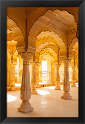 Framed Colonnaded gallery, Amber Fort, Jaipur, Rajasthan, India. Print