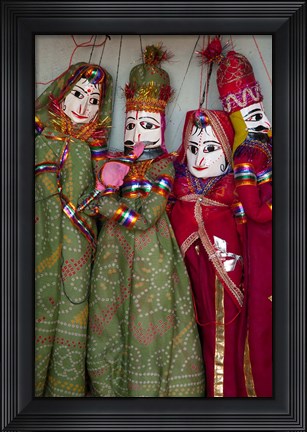 Framed Kathputli, traditional Rajasthani puppets, Pushkar, Rajasthan, India Print
