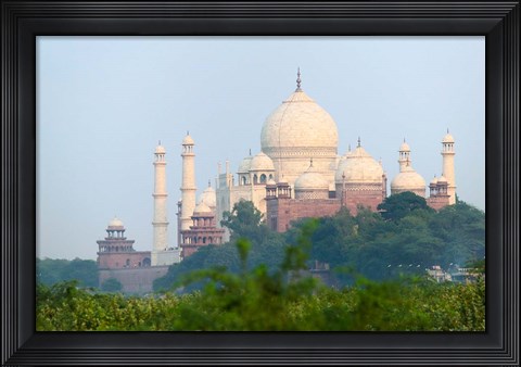 Framed Taj Mahal (UNESCO World Heritage site), Agra, India Print