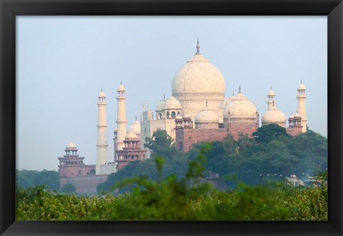 Framed Taj Mahal (UNESCO World Heritage site), Agra, India Print