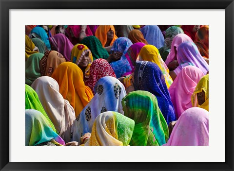 Framed Women in colorful saris, Jhalawar, Rajasthan, India Print